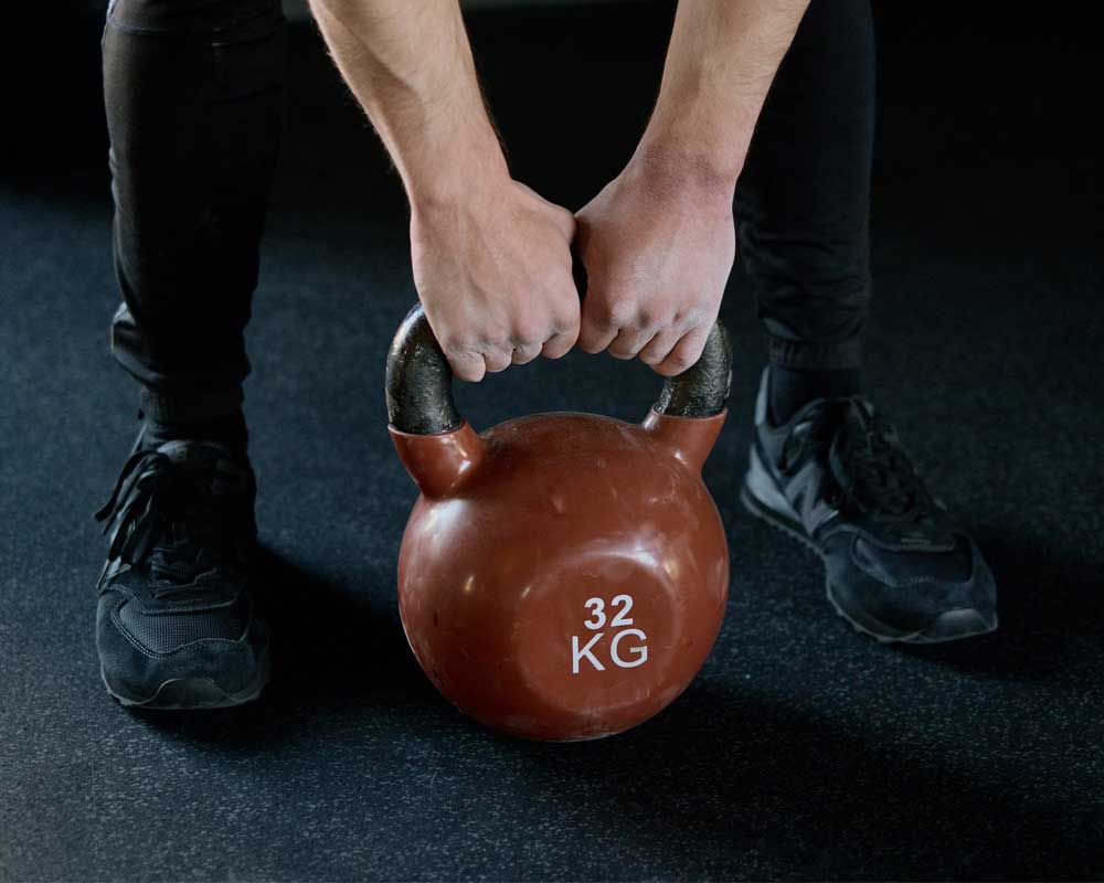 How to Choose the Right Kettlebell Weight